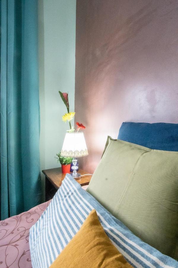 B&B Colorful Suite Yard Rom Exterior foto