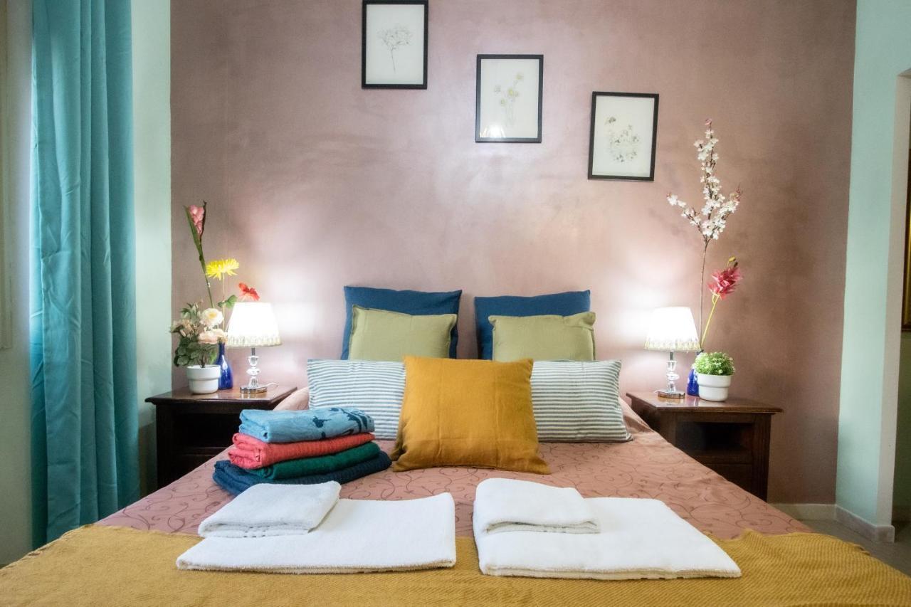 B&B Colorful Suite Yard Rom Exterior foto
