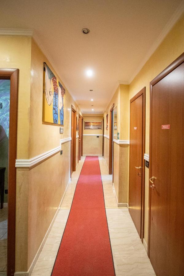 B&B Colorful Suite Yard Rom Exterior foto